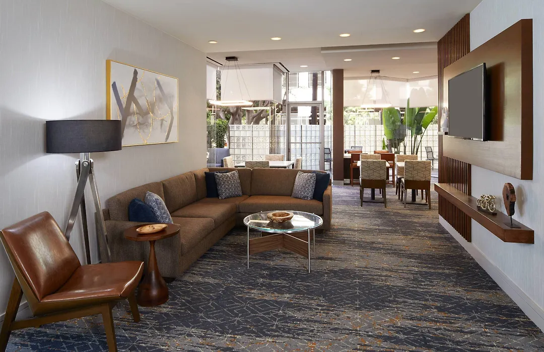 Courtyard By Marriott Los Angeles Lax / Century Boulevard-1