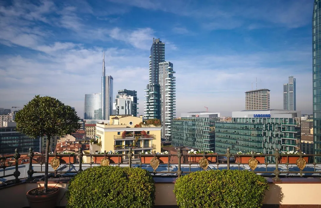 Hotel Principe Di Savoia - Dorchester Collection-1