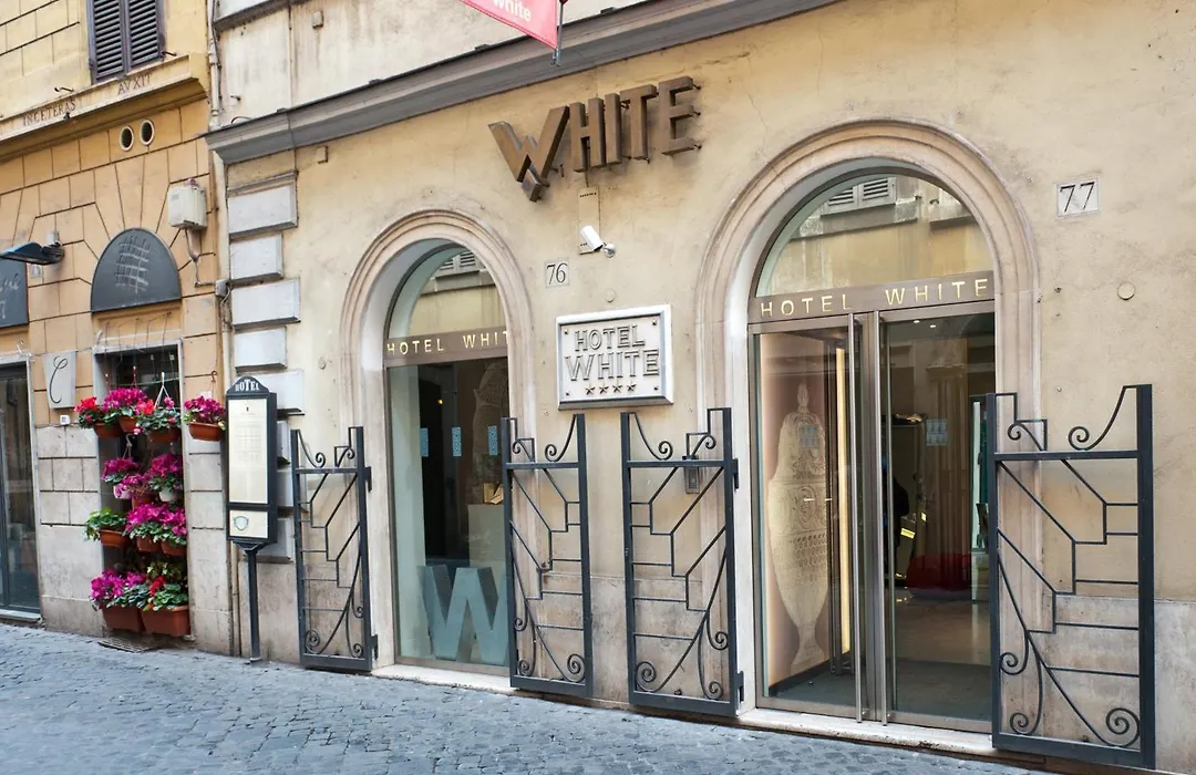 Hotel White-1