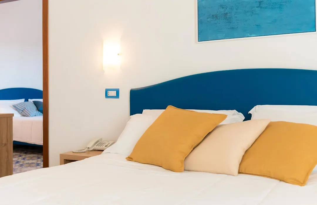 Hotel Britannia-1