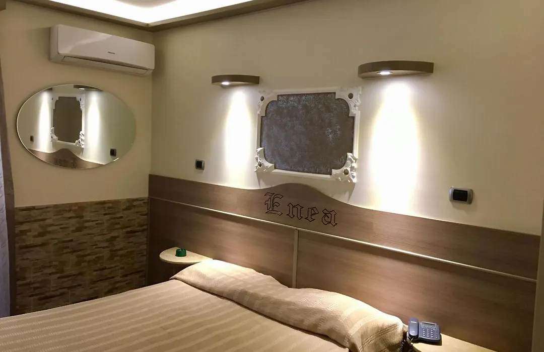 Hotel Iris-1