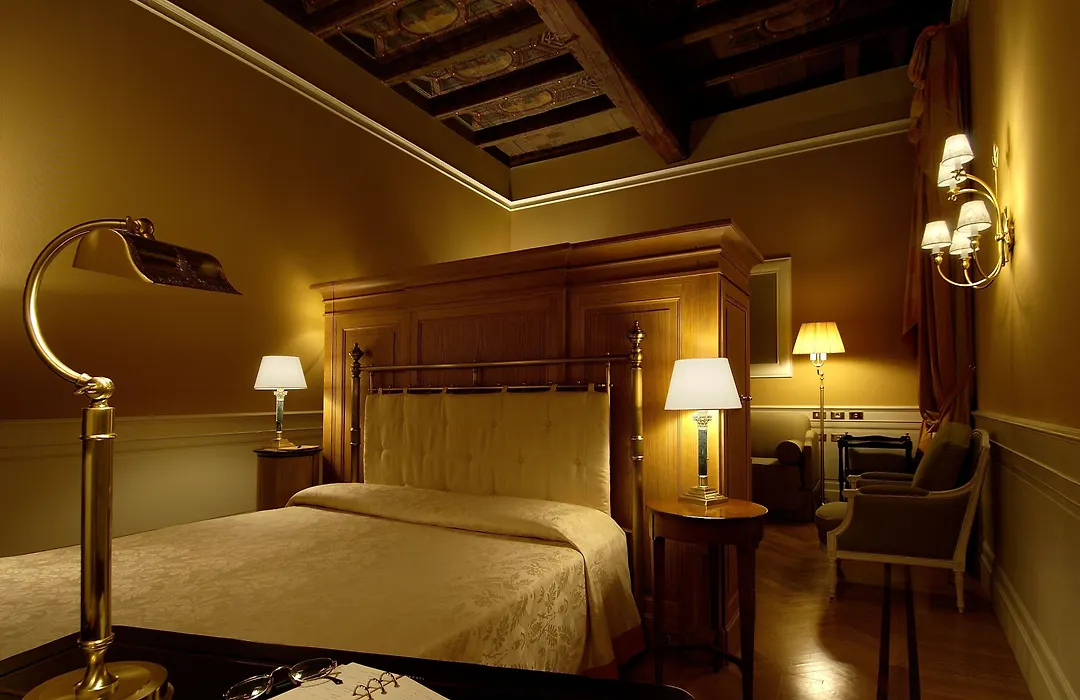 Hotel Corona d'Oro-1