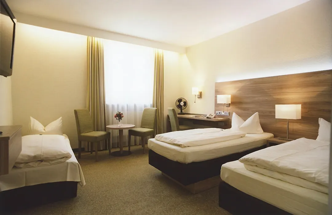 Hotel Jedermann-1