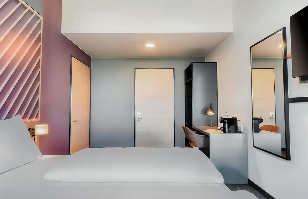 B&B Hotel Nuernberg-West-1
