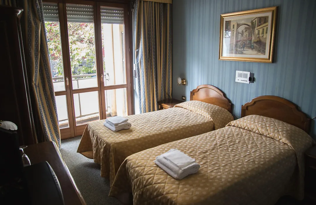 Hotel Accursio-1