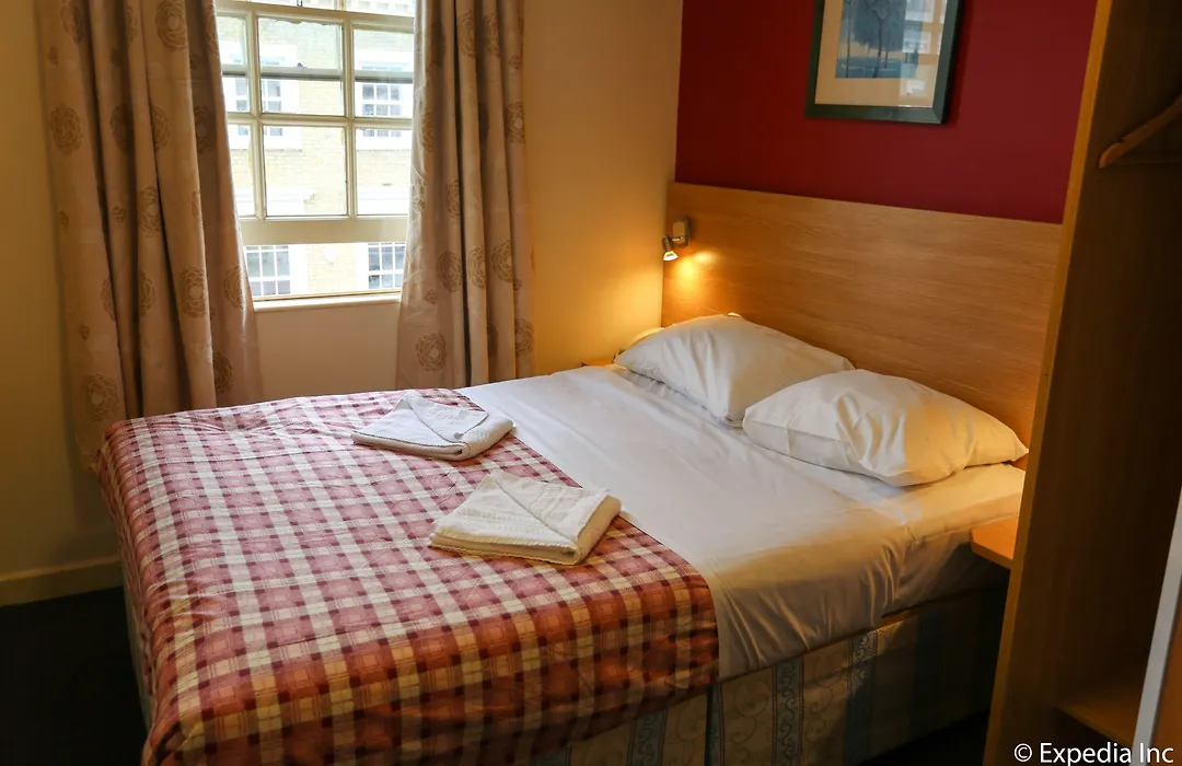 Colliers Hotel-1