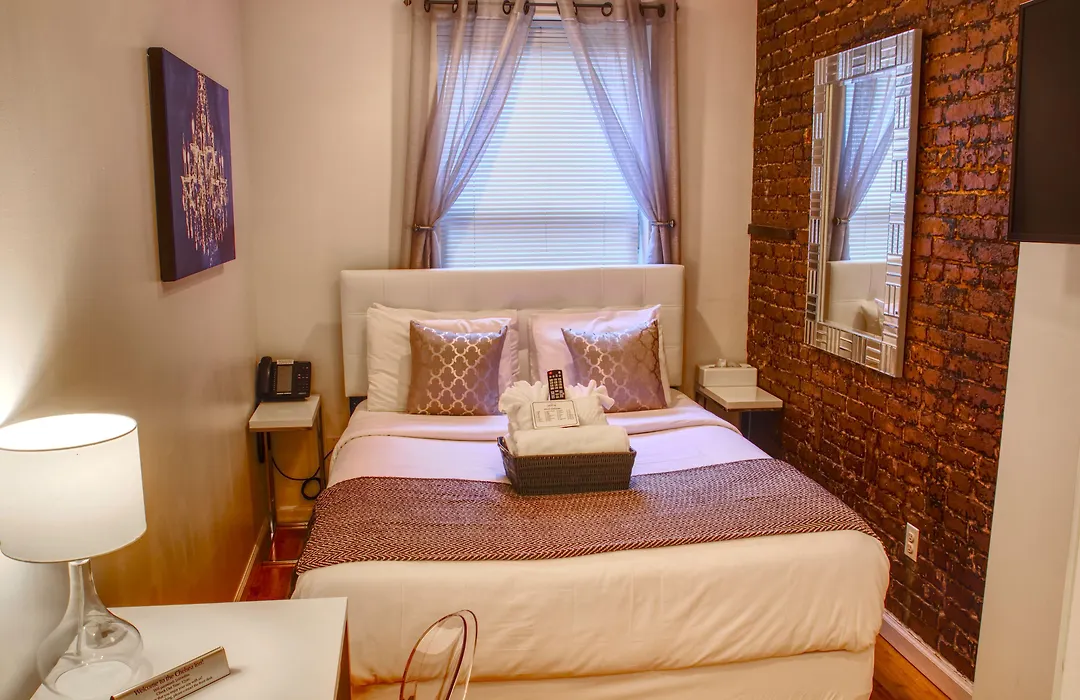Chelsea Inn (Adults Only)-1