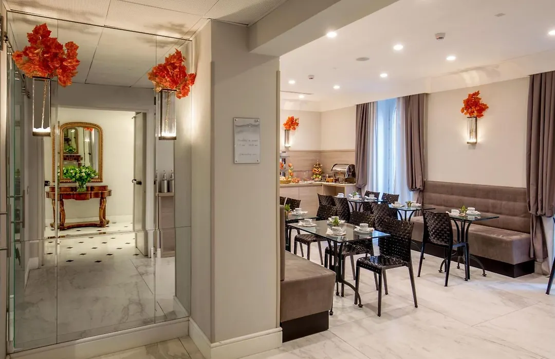 Ludovisi Palace Hotel-1