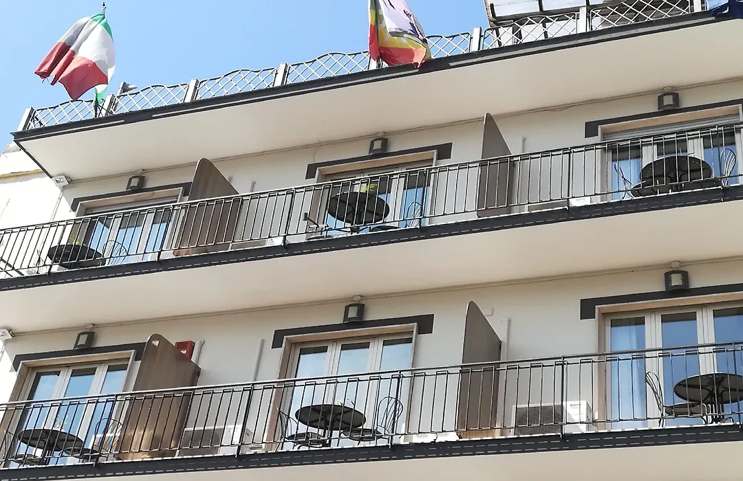 Hotel Leopardi-1