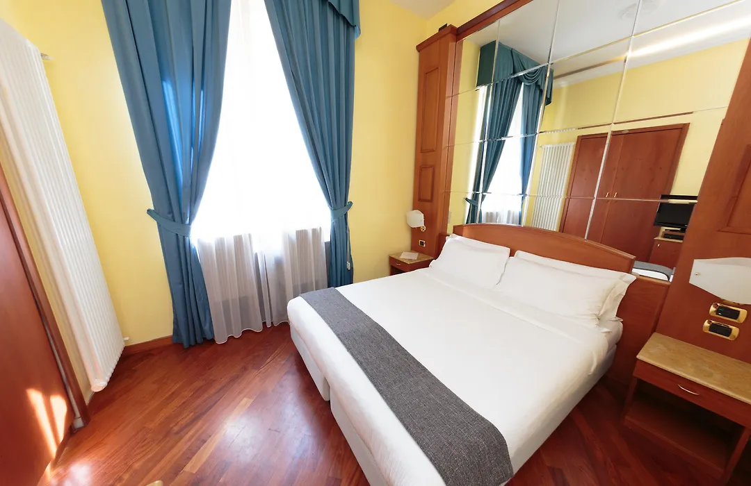 69 Manin Street-1