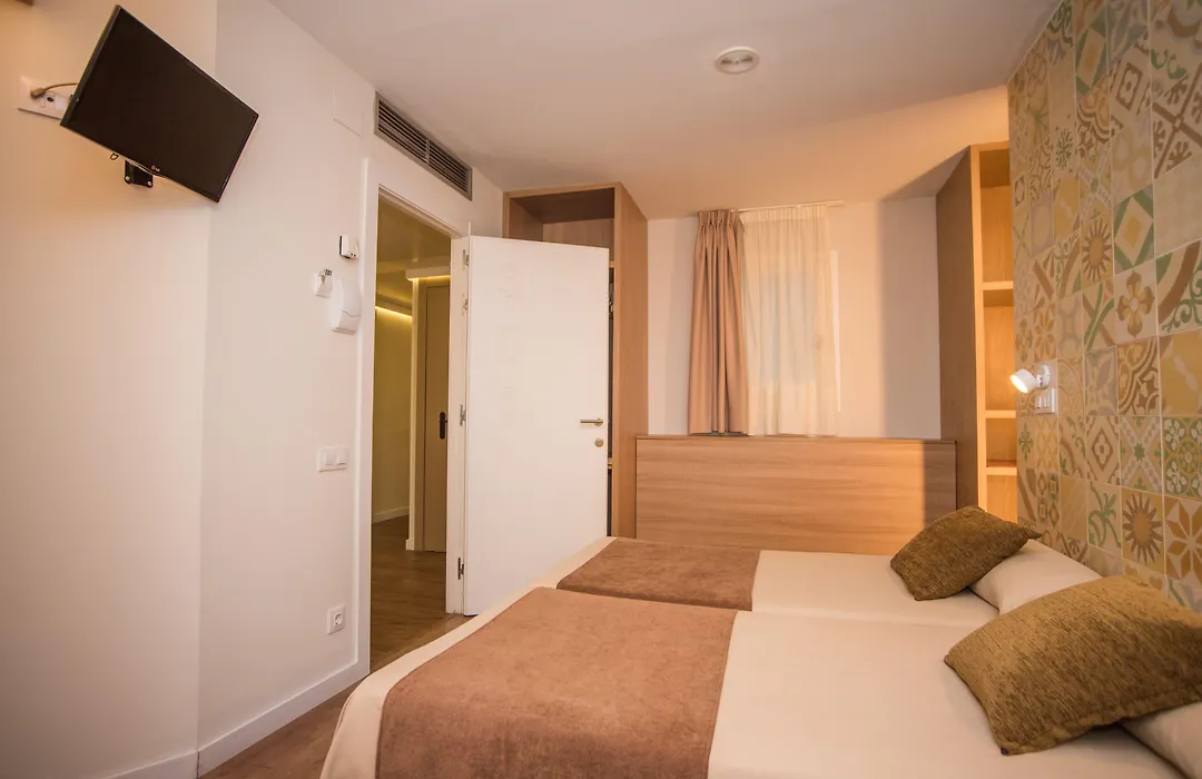 Hostal Marenostrum-1