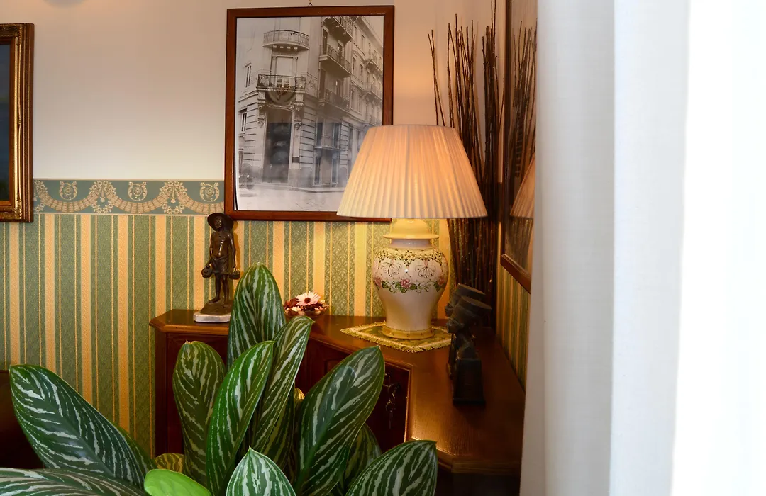 Pinto-Storey Hotel-1