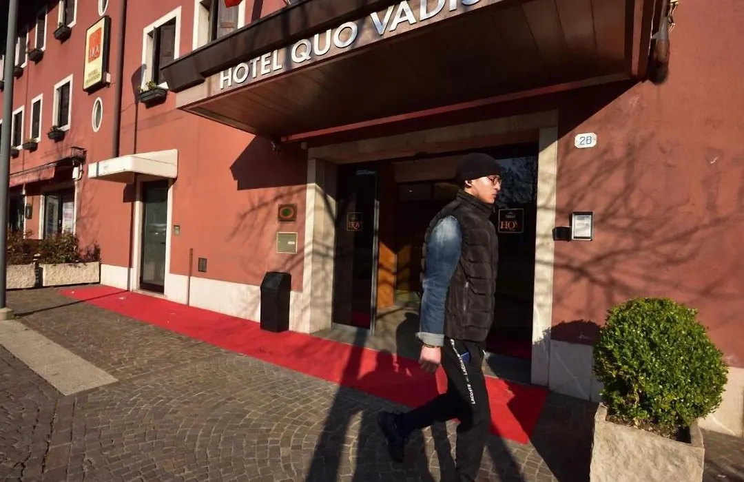 Hotel Quo Vadis-1
