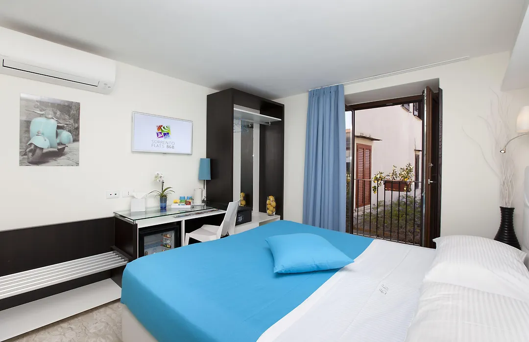 Sorrento Flats-1