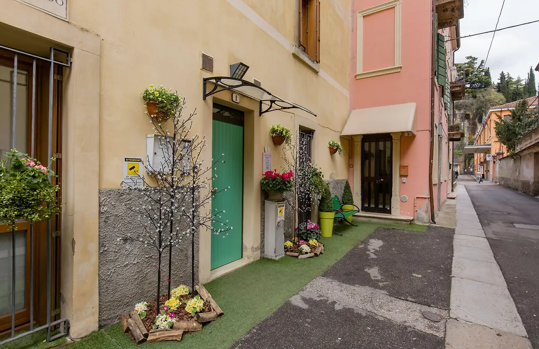 Giardino Giusti House&Court-1