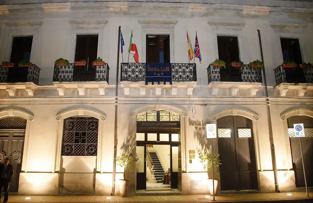 Sorella Luna-1