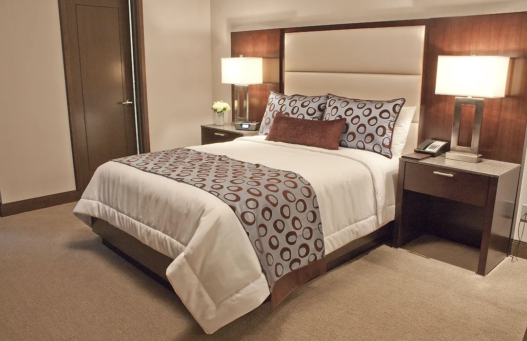 The Pearl Hotel-1
