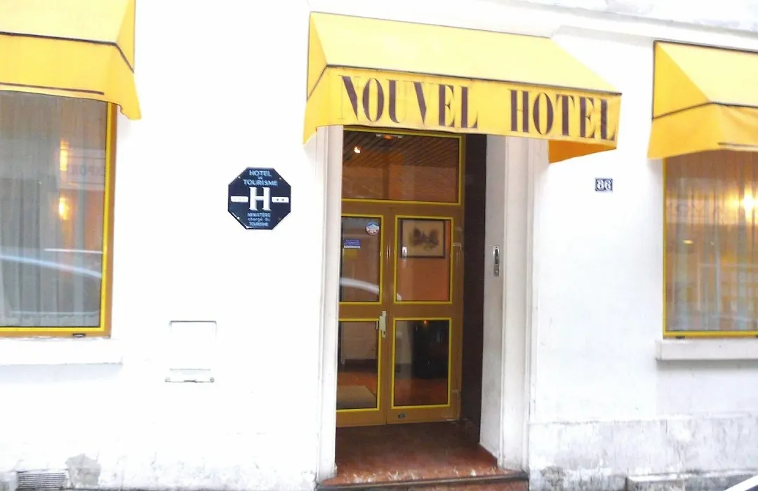 Nouvel Hotel Paris 18-1