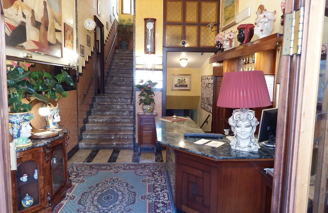 Hotel Touring-1