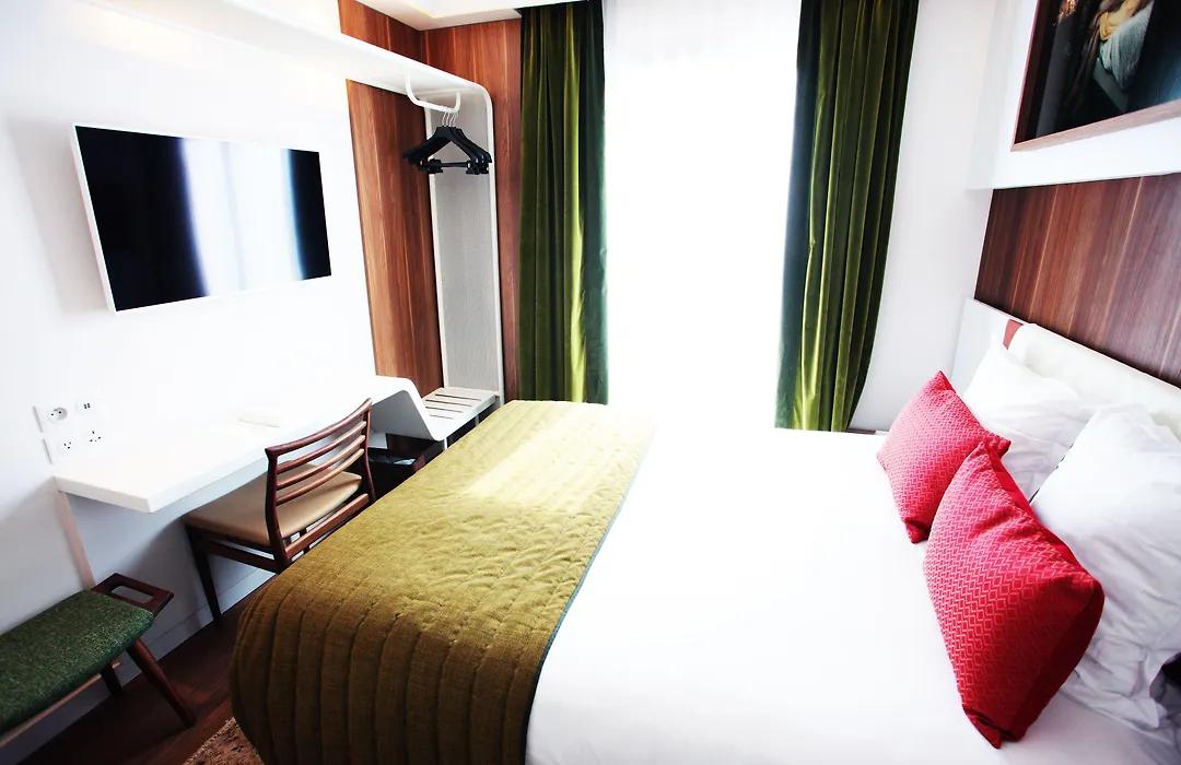 Hotel Eiffel Turenne-1