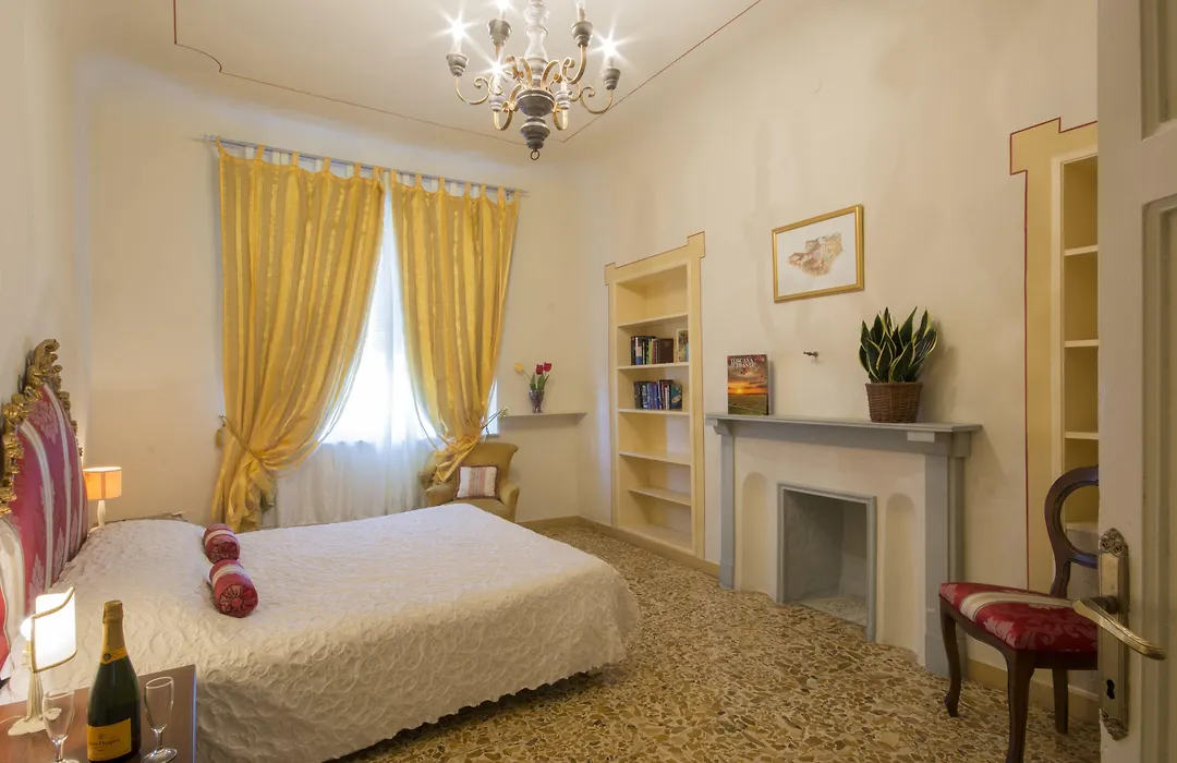 B&B Pantaneto - Palazzo Bulgarini-1
