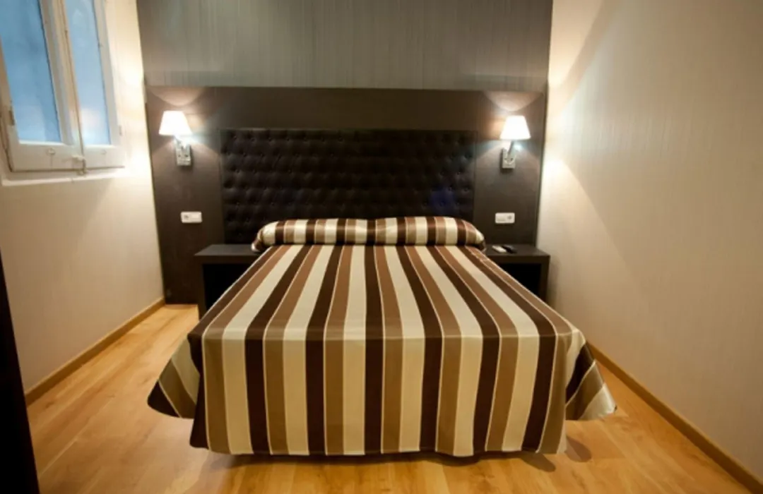 Hostal Bcn 46-1