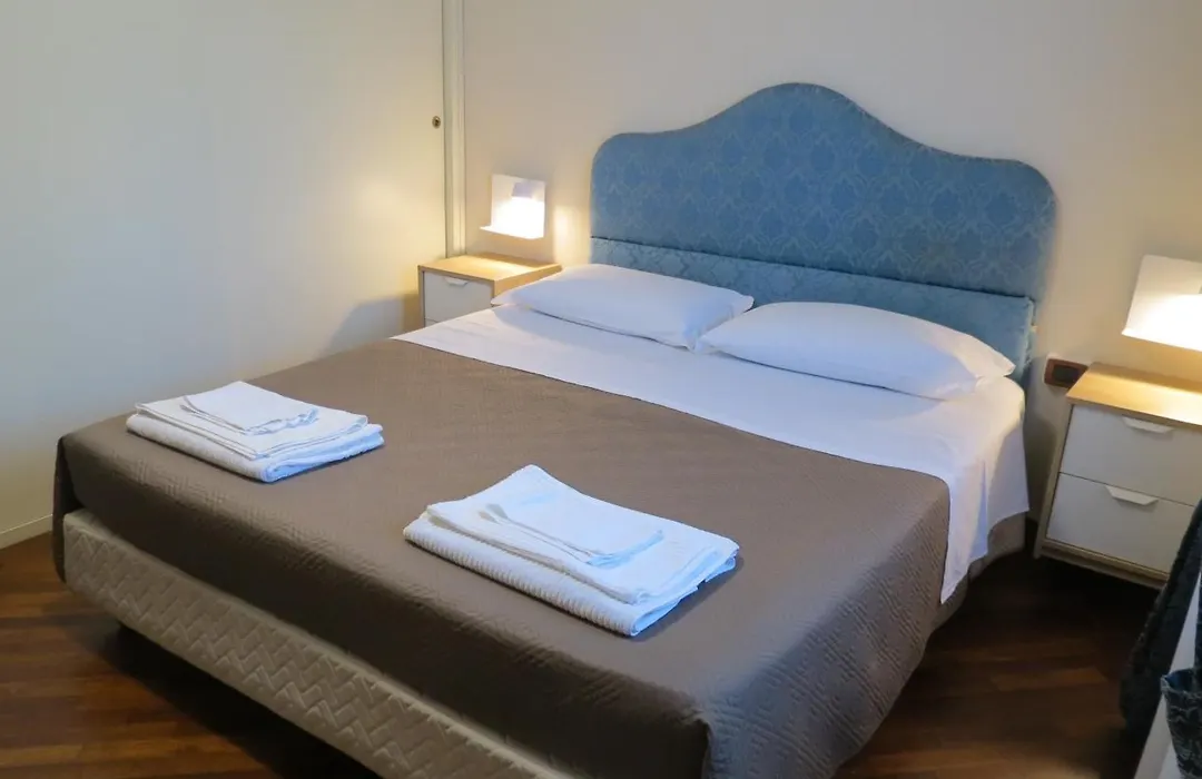 CASA BATTISTI MESSINA Guest House in centro città, ideale per FAMIGLIE o GRUPPI-1