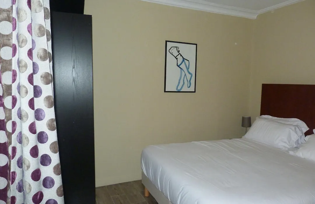 Hotel Du Jura-1