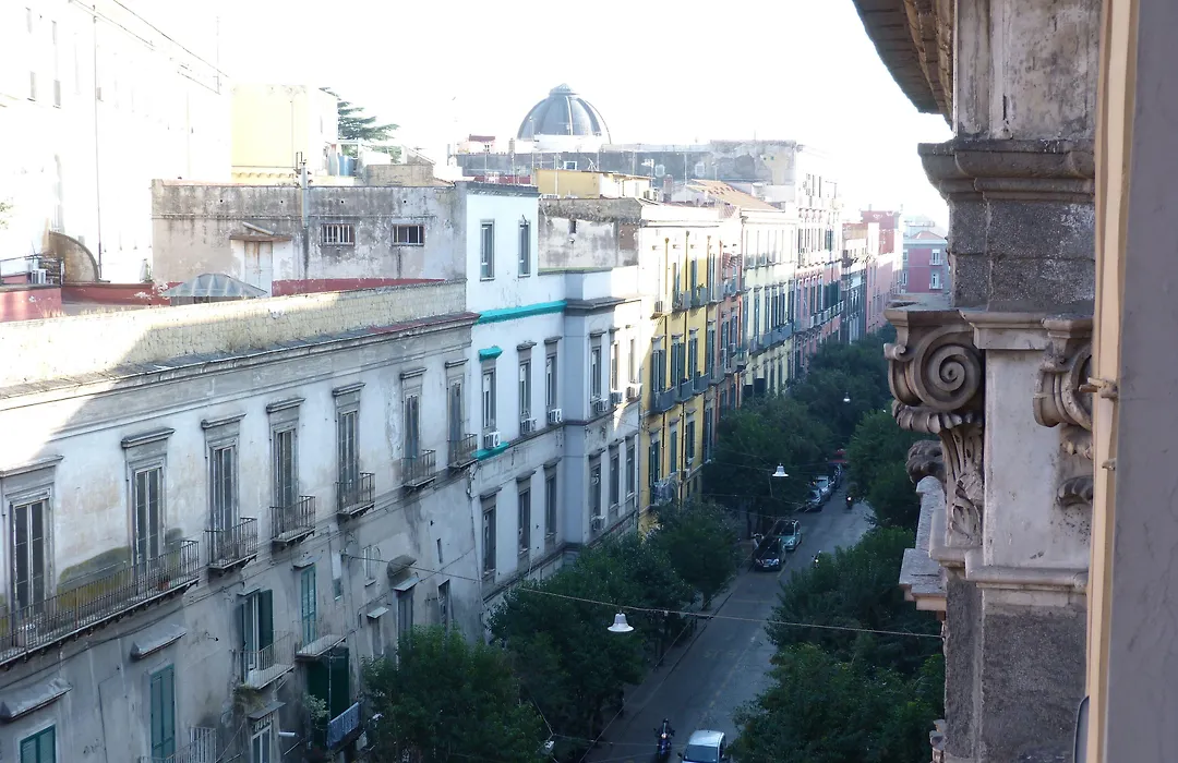 Il Ventre Di Napoli-1