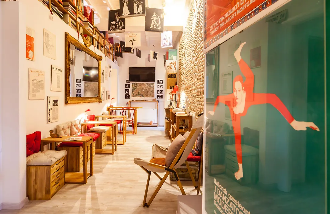 Trevi Art Suite-1