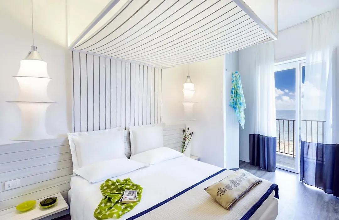 Hotel Torremaura Fronte Mare Con Beach Club-1