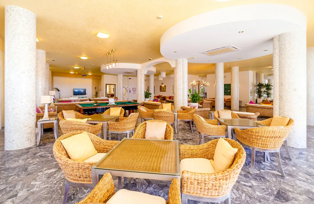 Hotel American-1