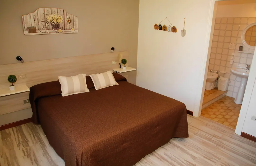 Hotel Mom Assisi-1