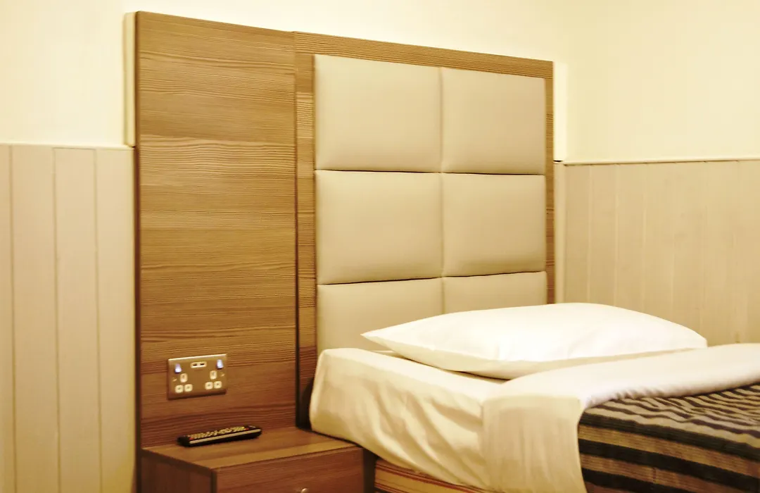 Euro Hotel-1