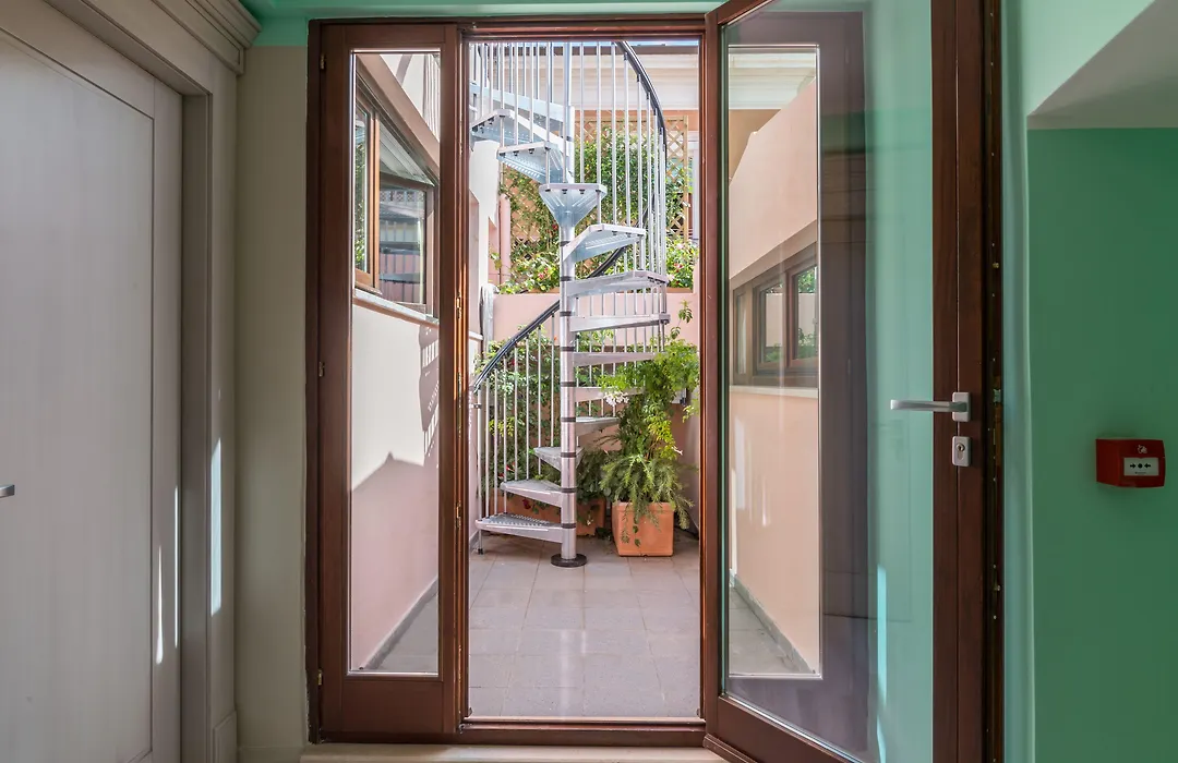 L'Ambasciata Hotel de Charme-1