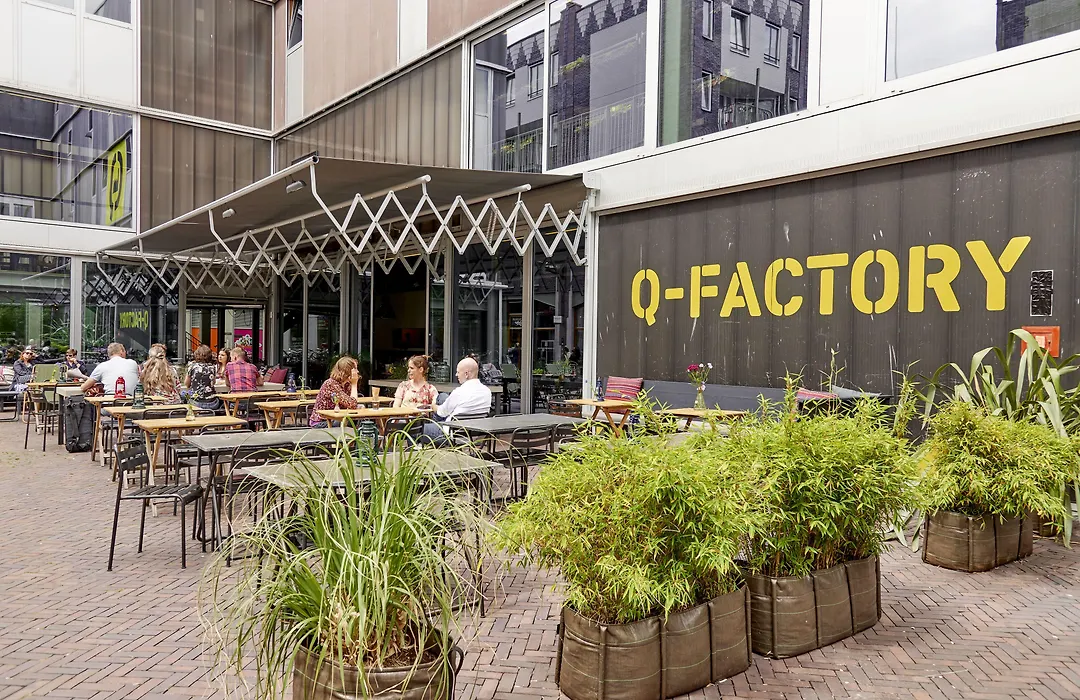 Q-Factory Hotel-1