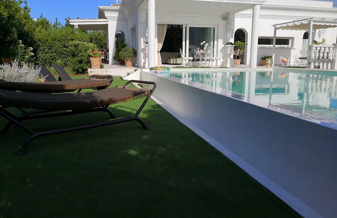 White House Luxury Hospitality-1