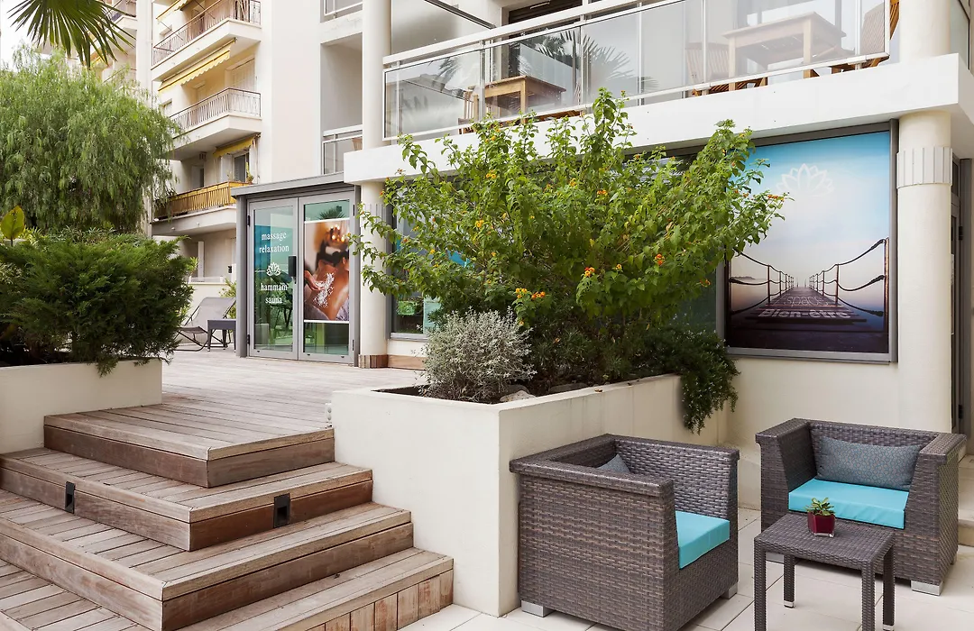 Neho Suites Cannes Croisette-1