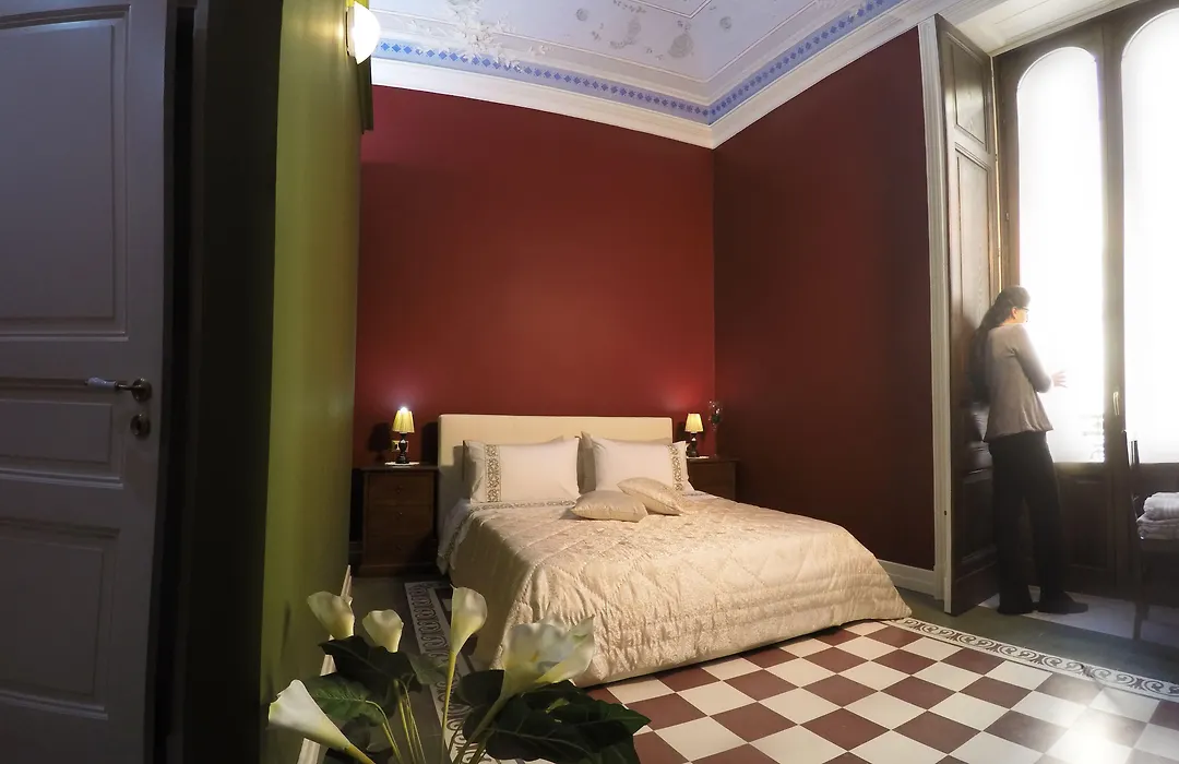 Art Fashion House Luxury Rooms-1
