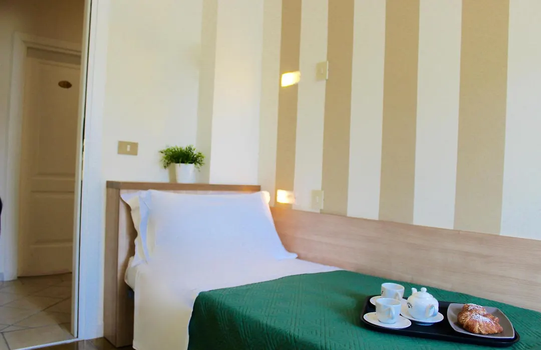 King Hotel-1