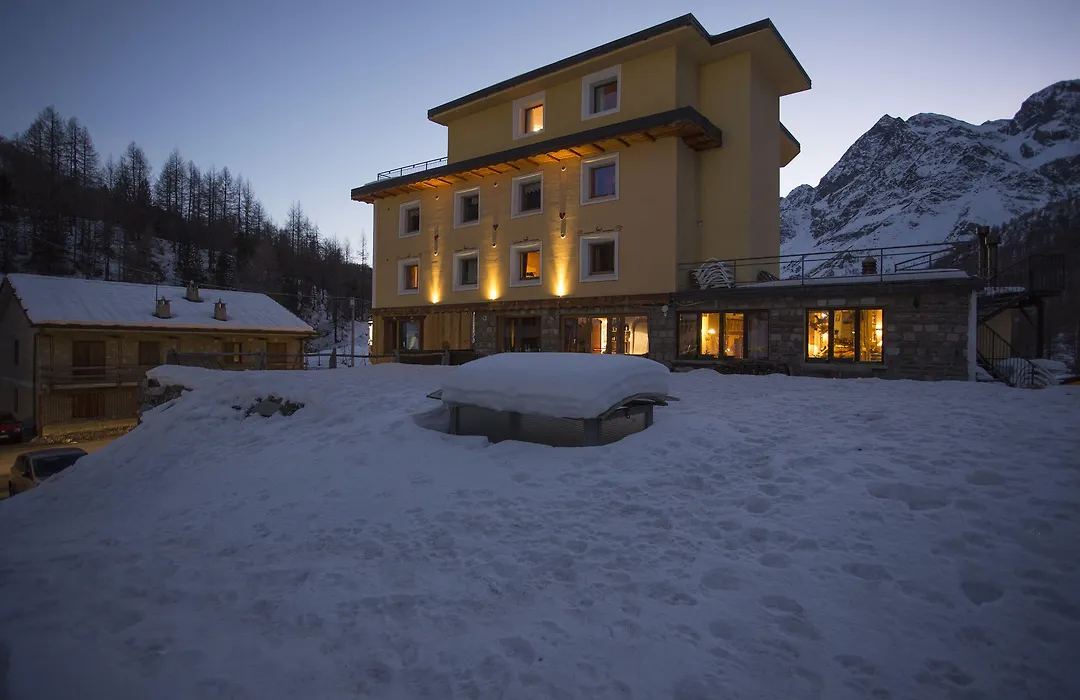 Apartments Suites Lac Bleu-1