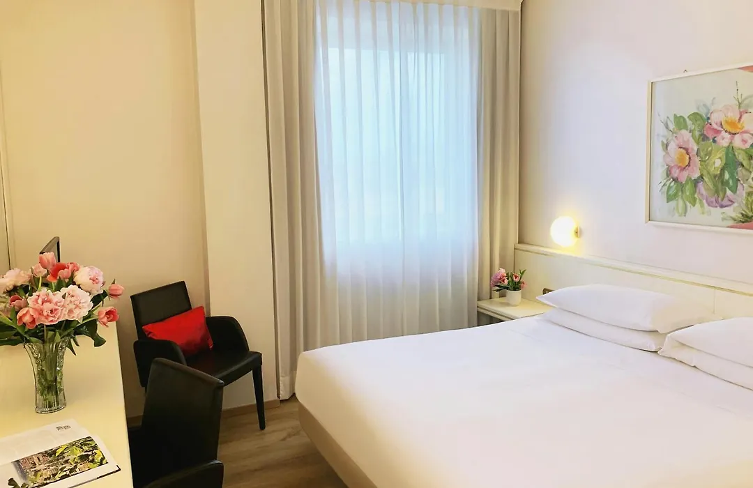 Starhotels Cristallo Palace-1