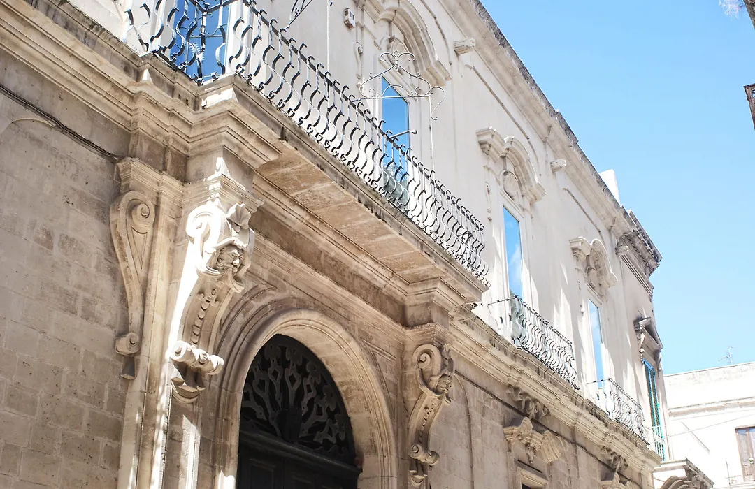 Palazzo Bozzi Corso by La Fiermontina-1
