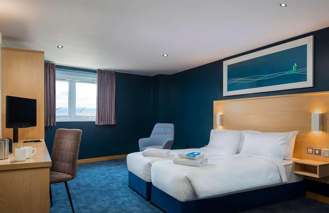 Travelodge London Central City Road-1