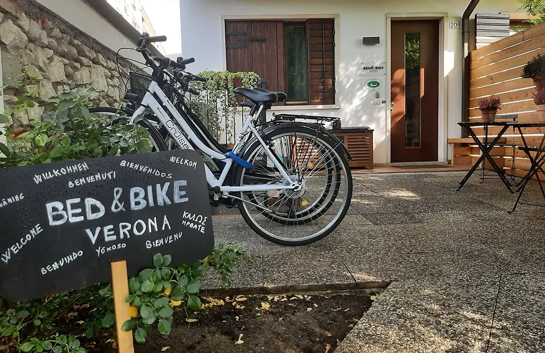 Bed And Bike Verona-1
