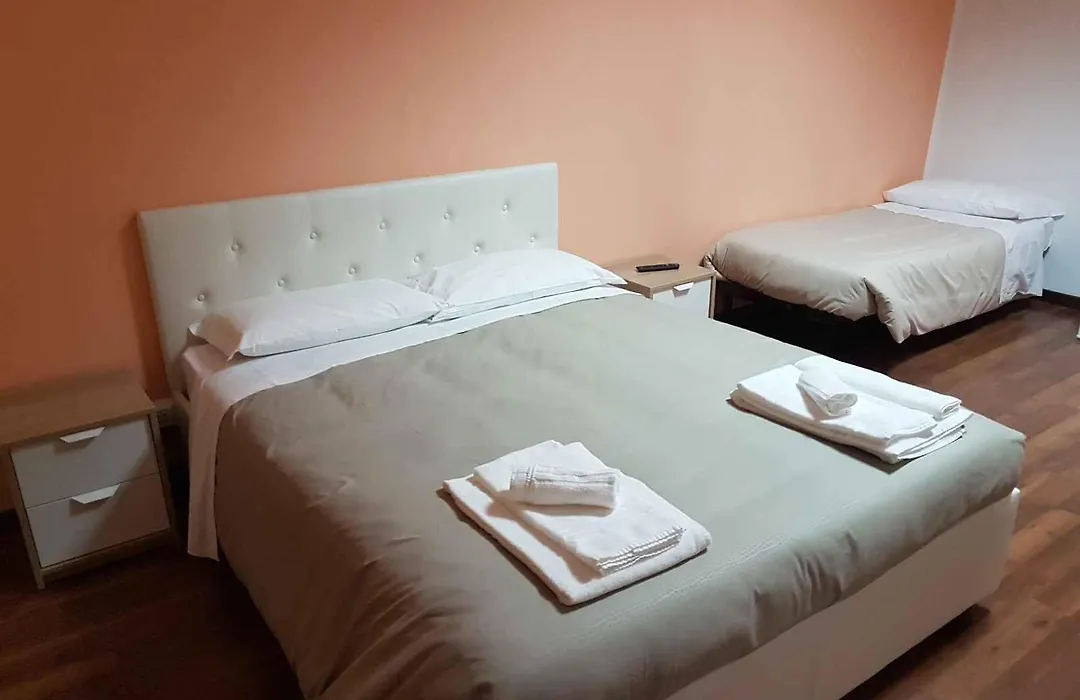 Hotel Piramide-1