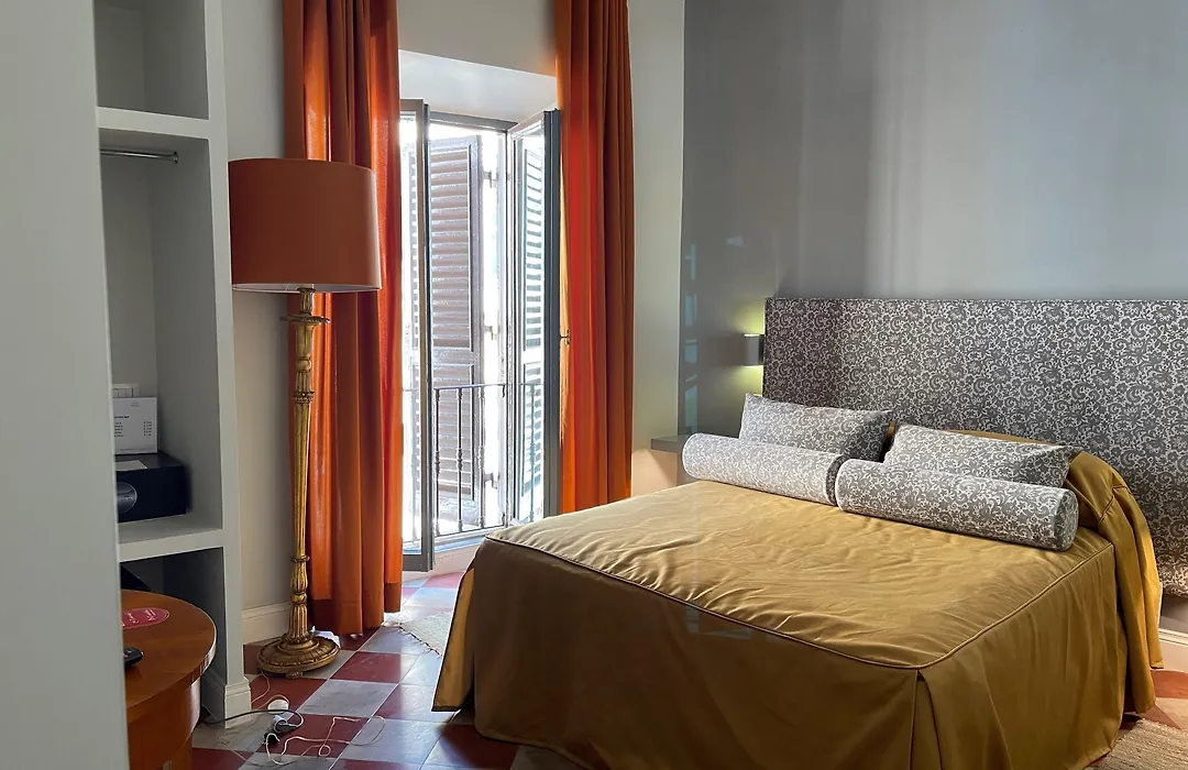 Room 94 Piazza di Spagna-1