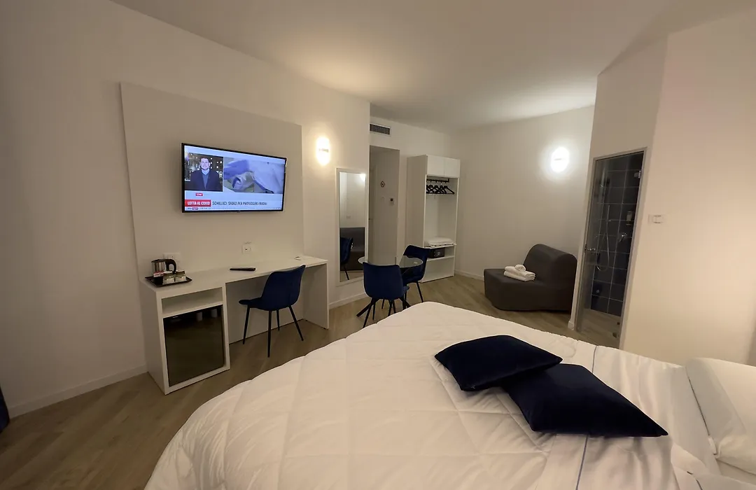 Hotel Smart Cruise-1