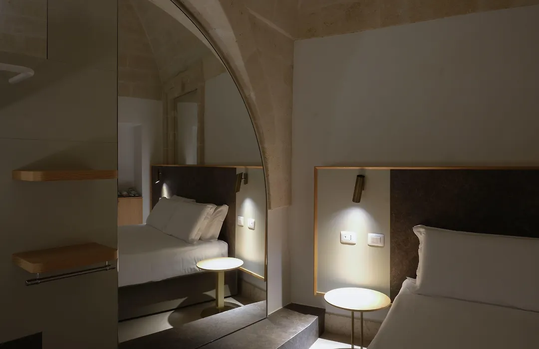 Euvodia Luxury Rooms-1