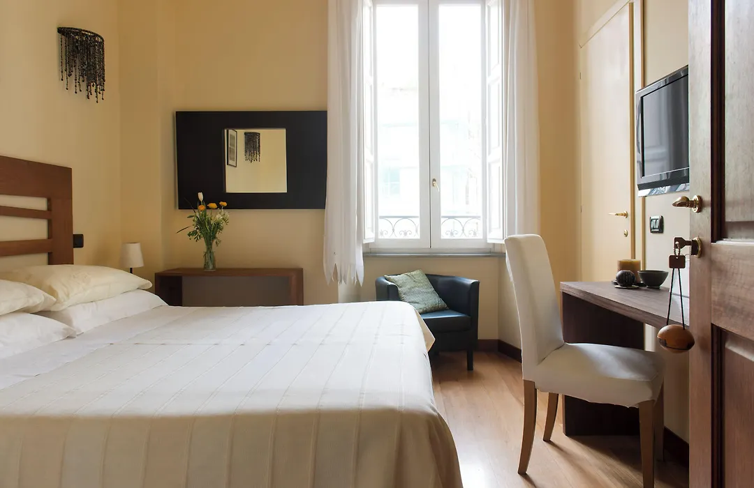 Palm Gallery Hotel-1